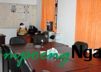 Pileg Kelar, Gedung Dewan Mlompong