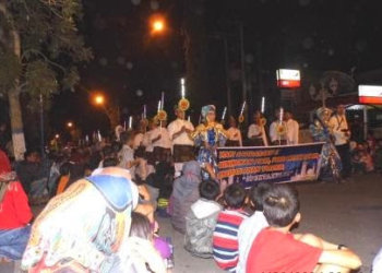 Pelajar Ngawi Meriahkan Malam Takbiran