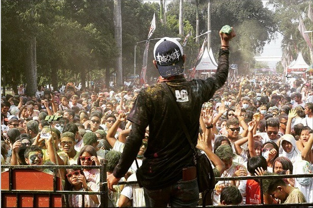 Serunya Ngawi Colour Run 2015