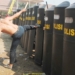Polres Ngawi Bubarkan Pendemo Anarkis