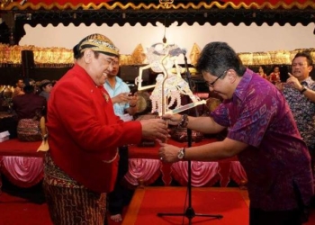 PDIP Gelar Wayang Kulit di Ngawi