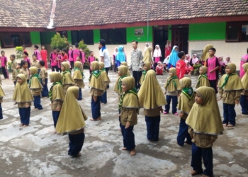 Berbagi Ceria di MI Muhammadiyah Kartoharjo