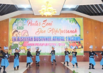 TK Aisyiyah Bustanul Athfal 1 Ngawi Berikan Panggung Pengembangan Diri dan Keberanian