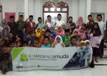 Ony Anwar Berbagi di Masjid Al Fatah Jati Gembol