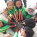 Siswa SDN Umbulrejo Ini Ramai-ramai Membuat Telor Asin