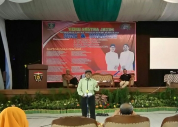 Fanatisme Religi Sastrawan Adalah Mencintai Tanah Air, Budaya, dan Agama