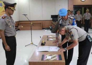 Kapolres Ngawi Pimpin Penandatanganan Pakta Integritas Anti Korupsi