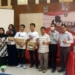 Penghargaan Diberikan Kepada Peserta dengan Karya Terbaik dalam Pelatihan Desan Grafis