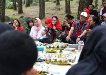 Blusukan ke Pasar Sampai “Bancakan” di Wisata Ngawi Dilakukan Calon Wagub Jatim 2018