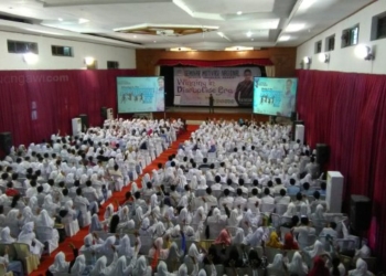 Ribuan Pelajar Ngawi Banjiri Seminar Motivasi Nasional di Eka Kapti