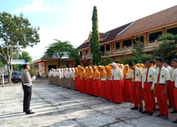Satlantas Polres Ngawi Sosialisasi Millenial Road Safety Festival di SMK Muhammadiyah 1 Ngawi