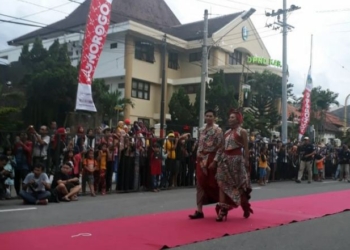 Batik Ngawi Berpartisipasi dalam Batik Street Exhibition 2019 Ponorogo