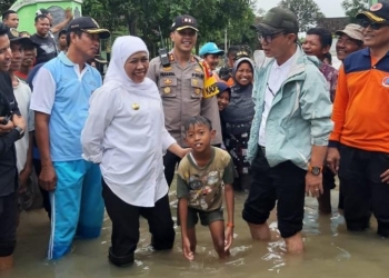 Khofifah Berharap Penanganan Banjir di Ngawi Dilakukan Secara Maksimal