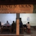 Warung Makan Pak Ri Hanya Buka Tengah Malam