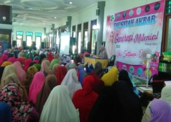 Oki Setiana Dewi Ajak Masyarakat Ngawi Membangun Generasi Milenial Sesuai Islam