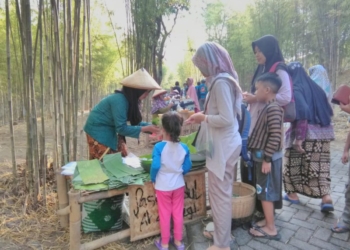 Pasar Jadul Ahad Legi Ngawi Disambut Antusias Warga