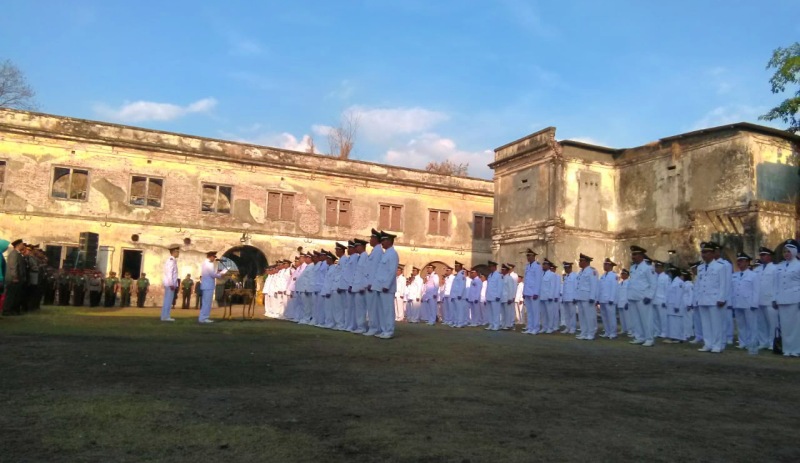 Bupati Ngawi Memimpin Sumpah Pelantikan Kepala Desa Serentak Tahun 2019 di Benteng Pendem