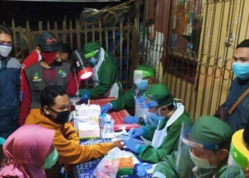 Giliran Pedagang di Pasar Kendal, Gentong, dan Kedunggalar yang Mengikuti Rapid Test