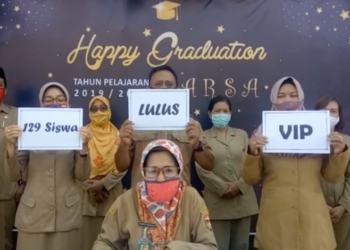 Pengumuman Kelulusan Peserta Didik SDN Margomulyo 1 Ngawi Disampaikan Melalui Youtube