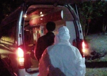 Hasil Swab Positif, Warga Desa Karanganyar Dijemput Petugas Kesehatan