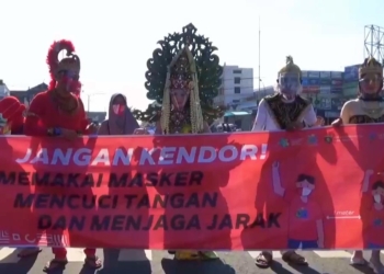 Peringati HKN-56 Tahun 2020, Pemkab Ngawi Bagikan 84 Ribu Masker