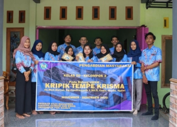 Program Pengabdian Masyarakat, Mahasiswa Universitas PGRI Madiun Membantu Inovasi Produk Tempe Kripik Krisma Ngawi