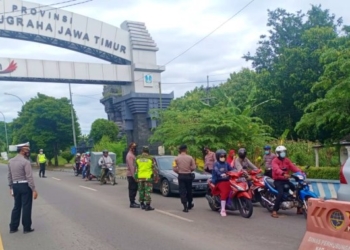 Tanpa Surat Keterangan Rapid Test, Pengendara yang Masuk Ngawi Diberi Pilihan Test Ditempat atau Putar Balik