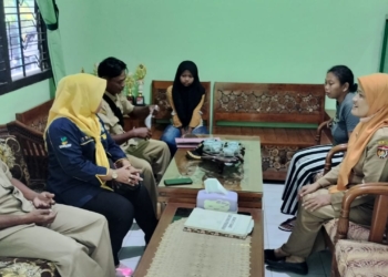 Tindaklanjuti Laporan Masyarakat Miskin Tak Terima Bansos, Dinsos Ngawi Lakukan Asesmen