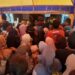 Dijuluki Lumbung Padi Nasional, Warganya Berdesakan Beli Beras Murah