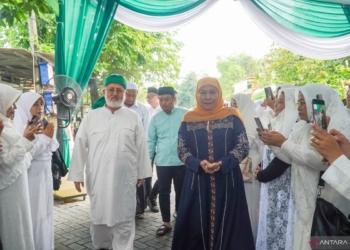Syaikh Fadhil doakan Khofifah kembali pimpin Jatim