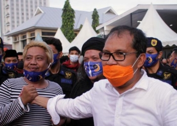 Ceramah Khalid Basalamah Pindah ke Lapangan Karebosi