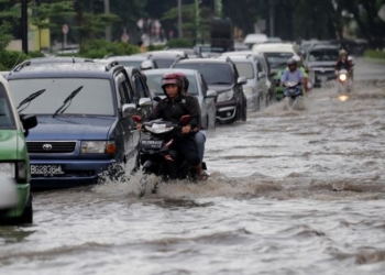 Jalan Lintas Sumatera Lumpuh Imbas Banjir Jambi