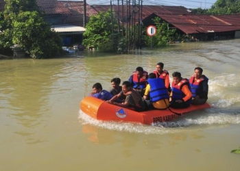 Banjir Demak dan Kudus Menyebabkan 11.400 Orang Harus Mengungsi