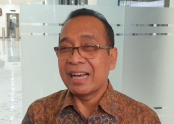 Istana Bantah Isu Jokowi Ucap Prabowo Menang, PSI ke DPR, PDIP Turun
