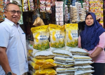 Bulog Banyuwangi gelontor 1.100 ton beras untuk operasi pasar