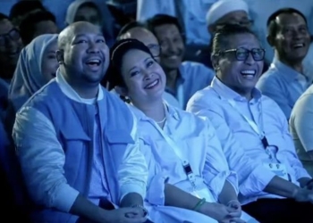 Momen Keluarga Prabowo-Gibran Duduk Bersebelahan di Acara Istora