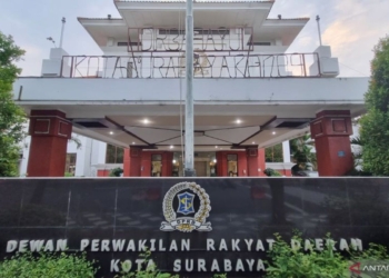 DPRD Surabaya minta orang tua awasi anak cegah terlibat perang sarung