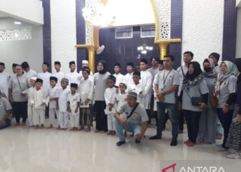 Relawan RSTN di Kediri beri santunan santri