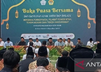Pesantren Wali Barokah Kediri gelar santunan kepada yatim dan duafa