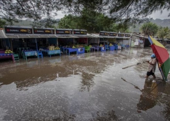 Banjir Rob Terjang Palabuhanratu, Ratusan Warga Terdampak