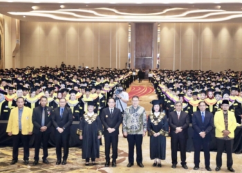 Pj Gubernur Jatim: Lulusan UT berkontribusi dalam pembangunan