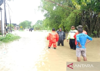 Banjir terjang tiga kabupaten di Pulau Madura
