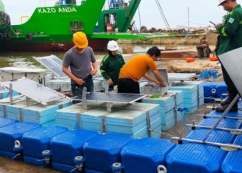 ITS luncurkan purwarupa PLTS apung laut pertama di Indonesia