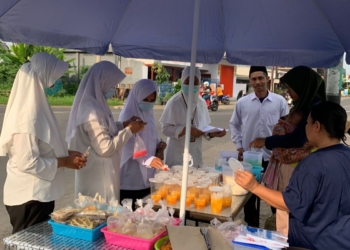 Dinkes Banyuwangi cek makanan di pasar takjil Ramadhan