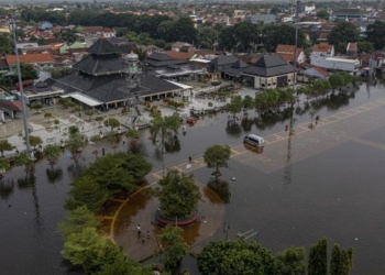 BNPB Sebut Pengungsi Banjir Demak Berkurang Jadi 14.852 Jiwa