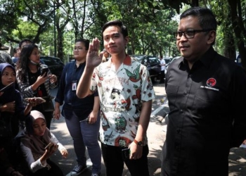 Gibran Respons Sentilan Hasto soal Sopir Truk Kecelakaan di GT Halim