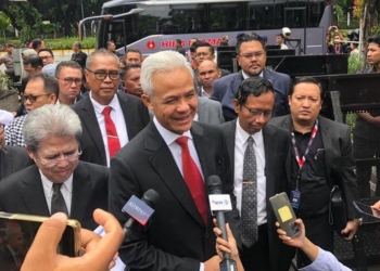 Ganjar-Mahfud Tiba di MK Jelang Sidang Gugatan Pilpres 2024
