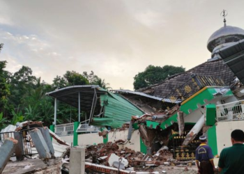 Pemkab Gresik Imbau Warga Tempati Pengungsian Antisipasi Gempa Susulan