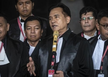 Yusril Jawab Sindiran Mahfud soal Mahaguru Hukum Tata Negara