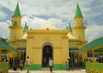 Masjid Sultan Riau yang Ditempel dengan Putih Telur di Pulau Penyengat